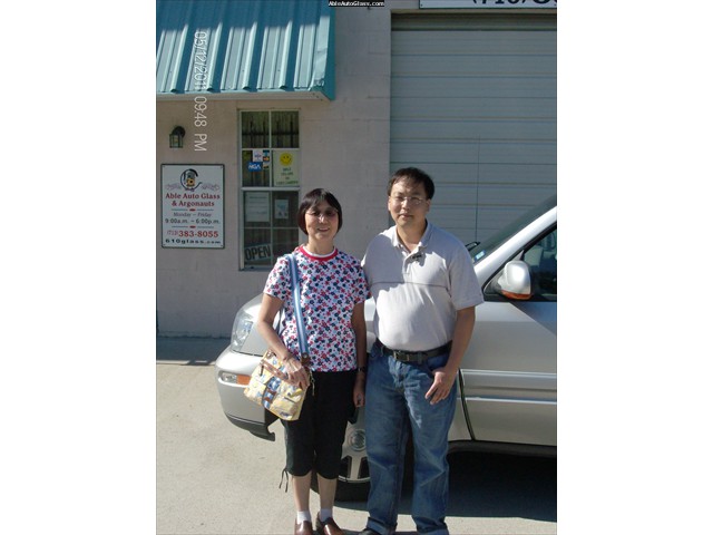 Buick Rainier 2004 Windshield Replacement - Dr Chan and Mom