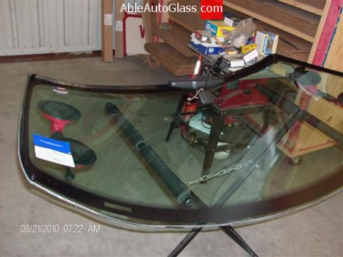 Ford Expedition-2007-2011-Acoustic-Interlayer Windshield Replacement Ready to Install