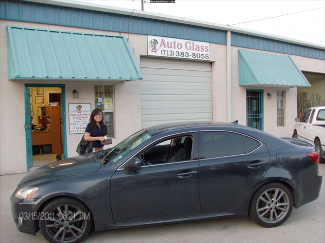 Lexus IS 250 2008 Windshield Replacement - Stepanie Tran