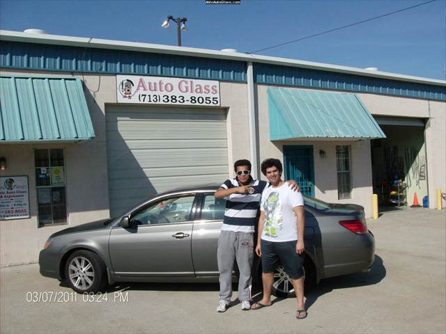 Toyota Avalon 2006 Front Left Door Glass Replacement Omar Mohammed - Khalid Almousa