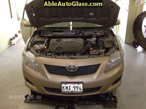 Toyota Corolla 2009-2011 Acoustic Windshield - cowl and windshield wipers removed