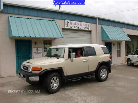 Toyota FJ Cruiser 07-10 Windshield Replacement Ready for Delivery
