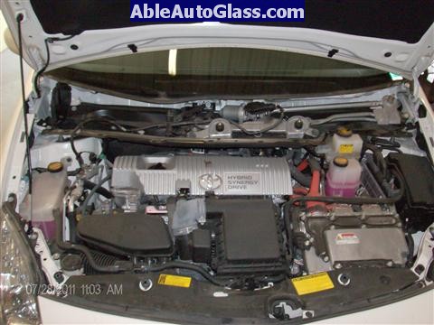 Toyota Prius 2010-2011 Windshield Replaced - cowl and wipers removed
