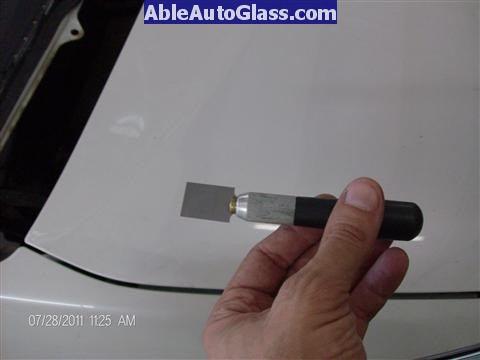Toyota Prius 2010-2011 Windshield Replaced - view of Stubby Knife