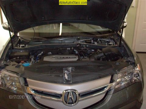 Acura MDX 2007-2010 Windshield-Acoustic Interlayer-Under Hood Cowl & Wipers Removed