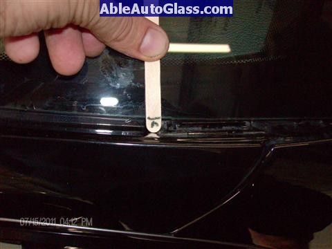 Acura RL 2005-2008 Windshield Replaced - guide stick bottom left