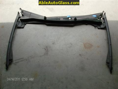 Acura TSX 2009 Windshield Replace - Engine Covers and Cowl