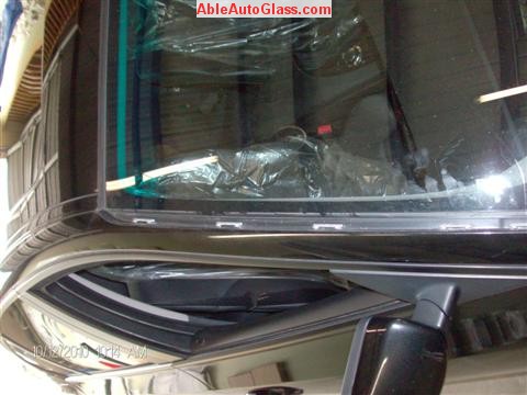 BMW 5451 2005 Windshield Replace Houston, TX-Side Molding Removed