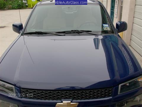 Chevy Colorado 2004-2011 Windshield Replacement - View of Front