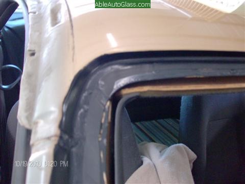Ford Mustang 2000 Front Windshield Replacement - Close-up of Primed Pinchweld