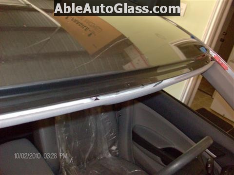 Honda Accord 2010 Front Windshield Replacement - Close-up of Primmed Pinchweld