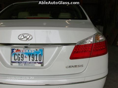 Hyundai Genesis 2011 - Rear View