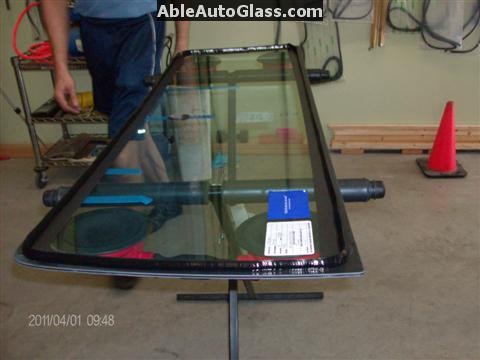 Jeep Wrangler 2009 Windshield Replacement OEM Mopar - Close-up of Urethane Applied