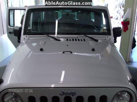 Jeep Wrangler 2007-2016 Windshield Replace - Able Auto Glass in Houston, TX