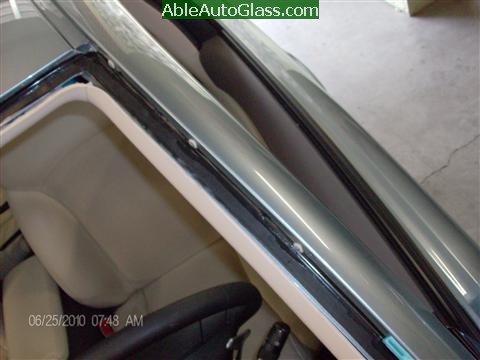 Lexus IS250 2010 Windshield Replacement - installing new clips