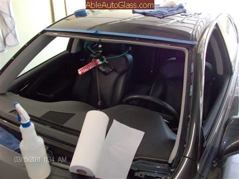 Lexus IS 250 2008 Windshield Replace - cleaning pinchweld with filtered water