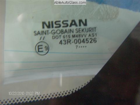 OEM Nissan Saint-Gobain Sekurit DOT 615 Made in Estado De Morelos, Mexico