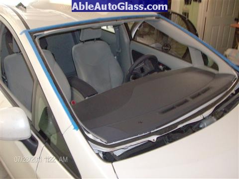 Toyota Prius 2010-2011 Windshield Replaced - auto glass removed