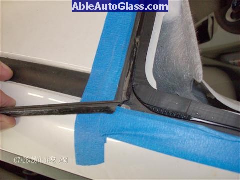 Toyota Prius 2010-2011 Windshield Replaced - molding separated